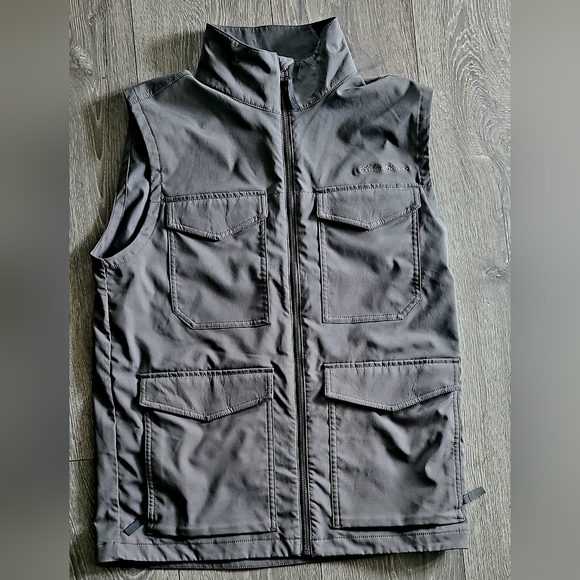 Eddie Bauer Travex Vest - Picture 1 of 5
